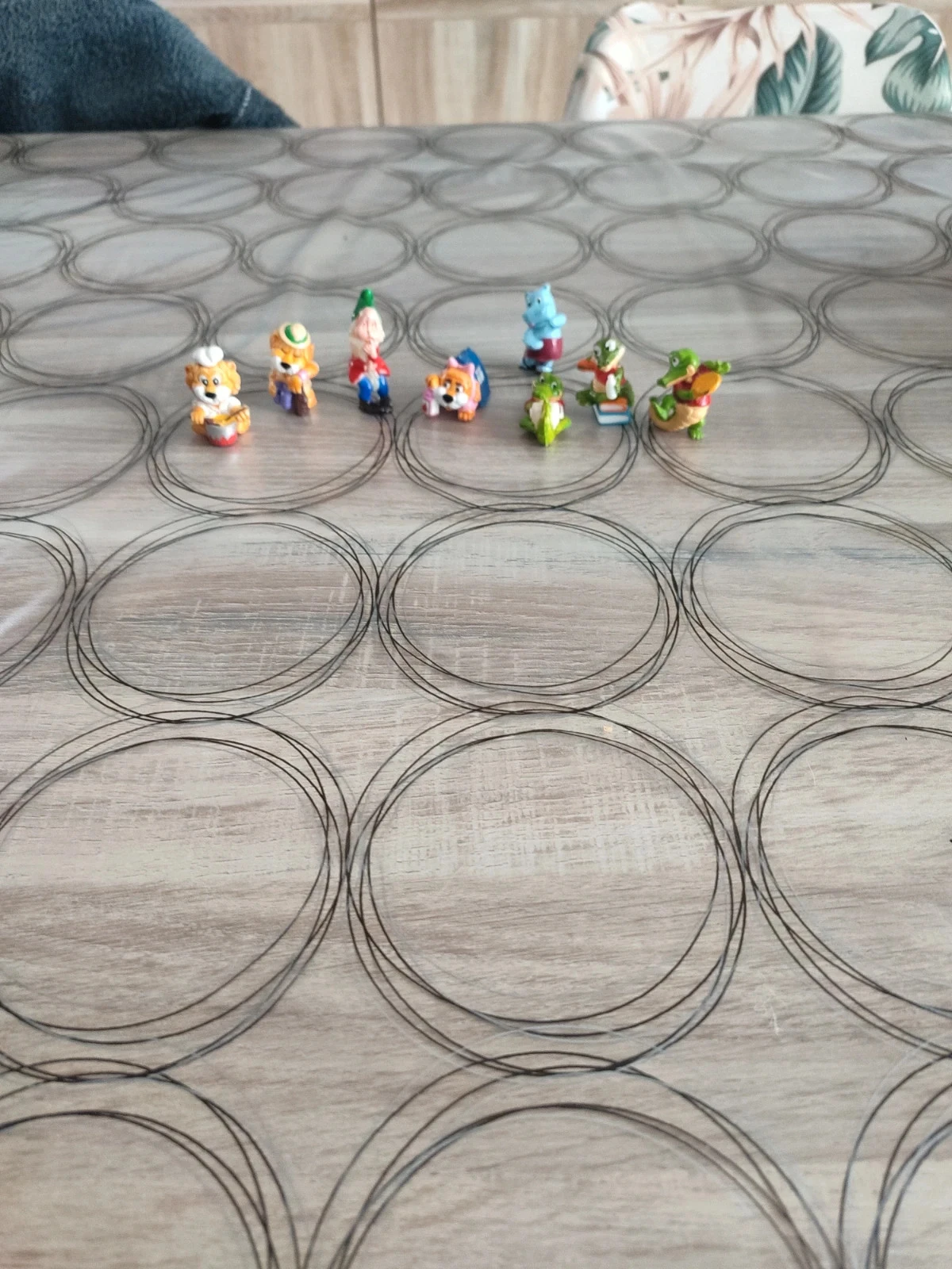 Lot de jouets Kinder vintage